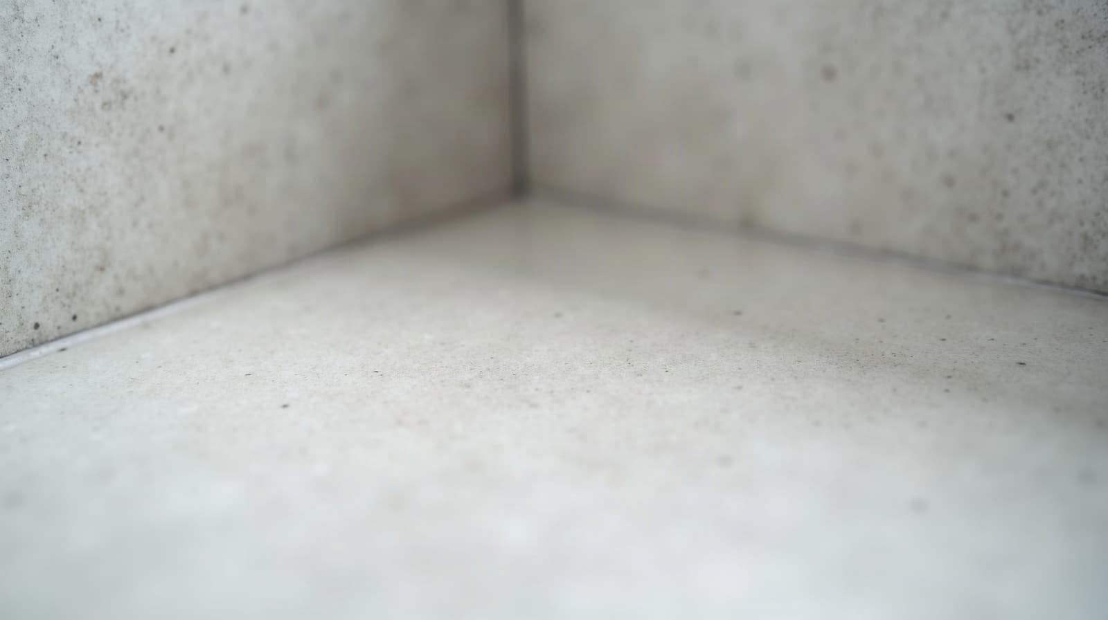 Lotissement pavillonnaire récent à Seichamps avant application de béton ciré